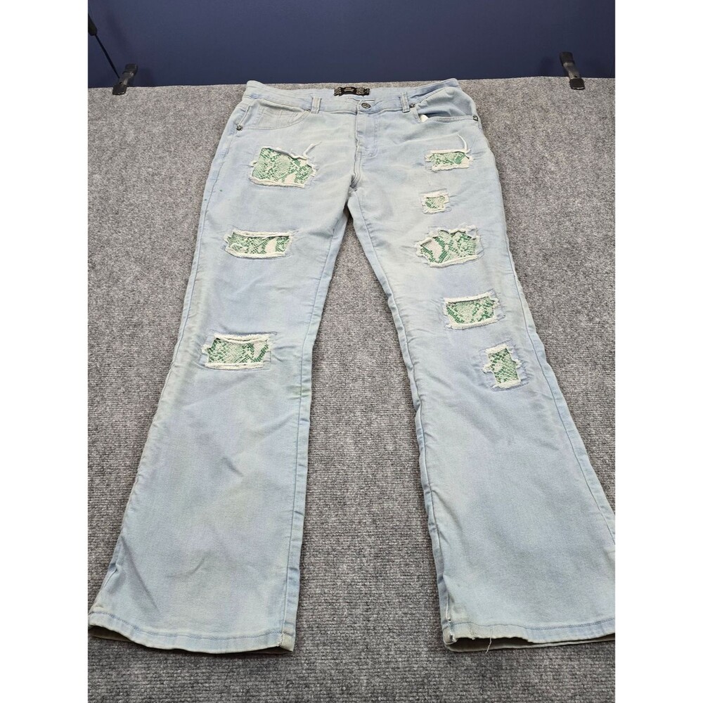 Rebel Vengeance Jeans Mens 36 Y2K Flare Distressed Snakeskin Patch Light Wash